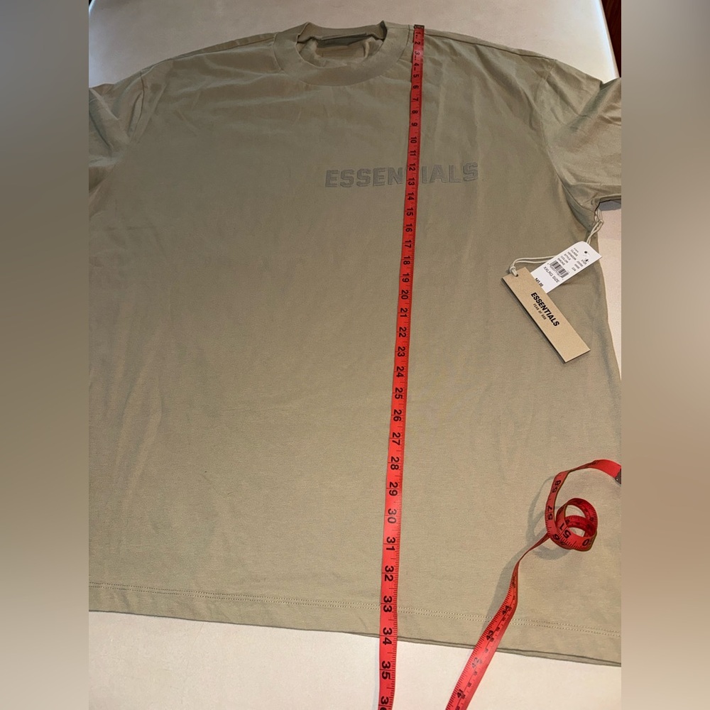 NWT Fear of God Essentials T-shirt XXL 2XL Tan Beige - Picture 6 of 6